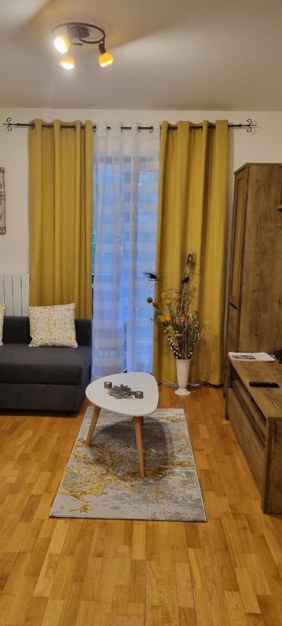 Emma Apartament Синая Екстериор снимка